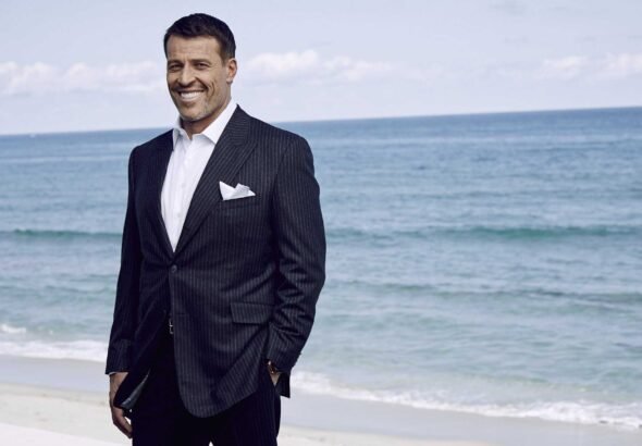 photo tony robbins